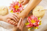 Cách lựa chọn liệu trình massage chân tại khu vực định công: giải đáp thắc mắc | NAKA SPA